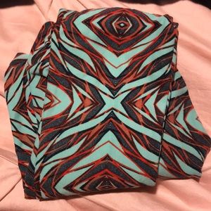 Girl’s Lularoe leggings